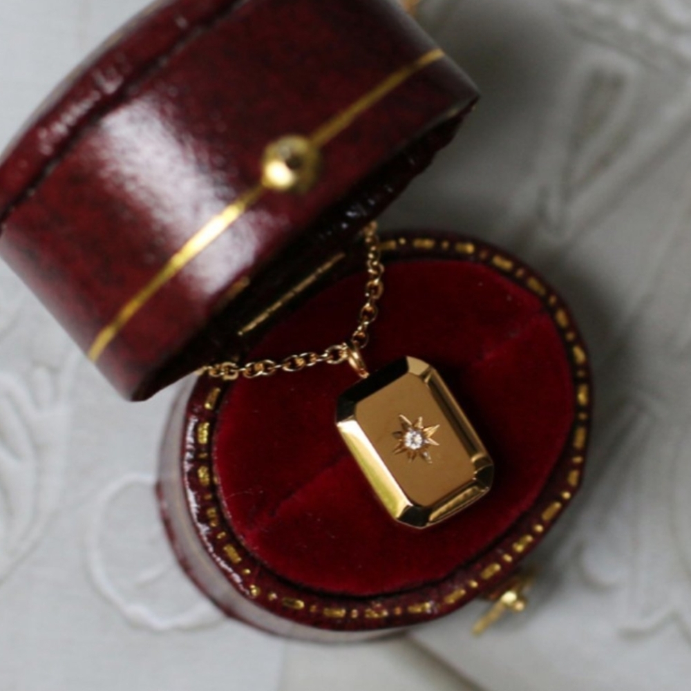 NEW 18K Gold Plated Square Star Necklace